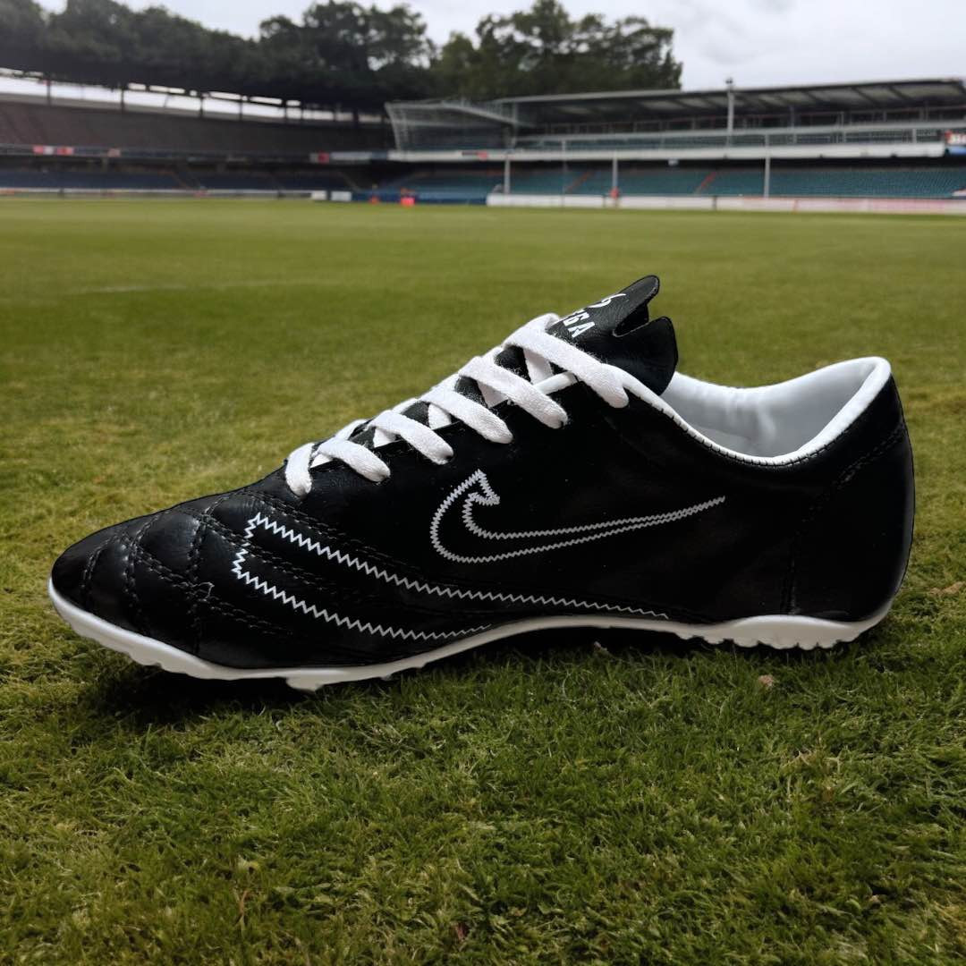 Gega Figo Futsal Shoes