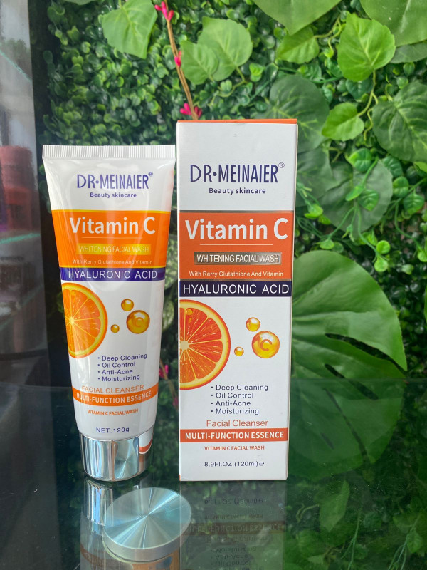 VITAMIN C WHITENING FACIAL WASH