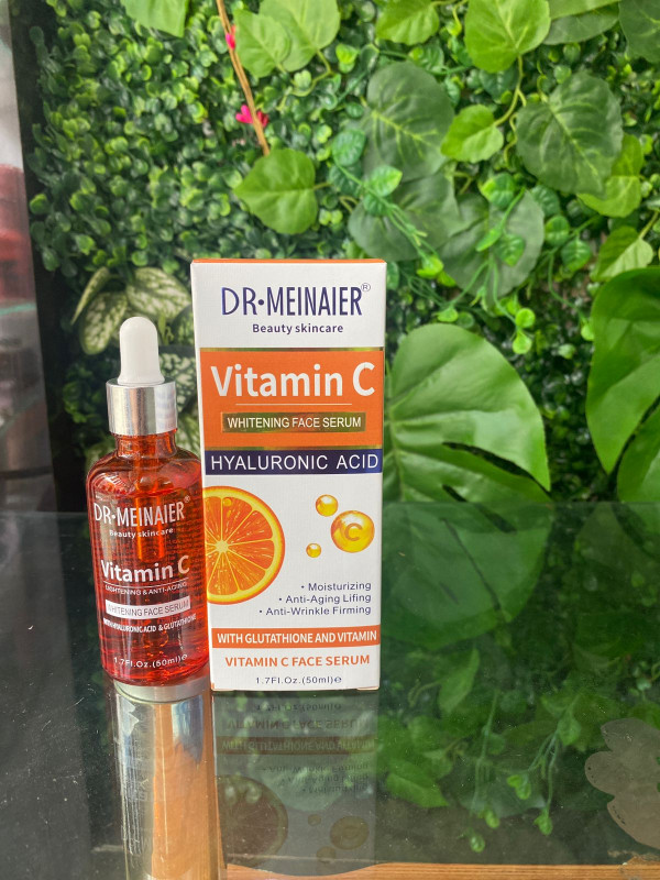 VITAMIN C WHITENING FACE SERUM
