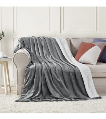 Sajha24 Ultimate Sherpa Throw Blanket